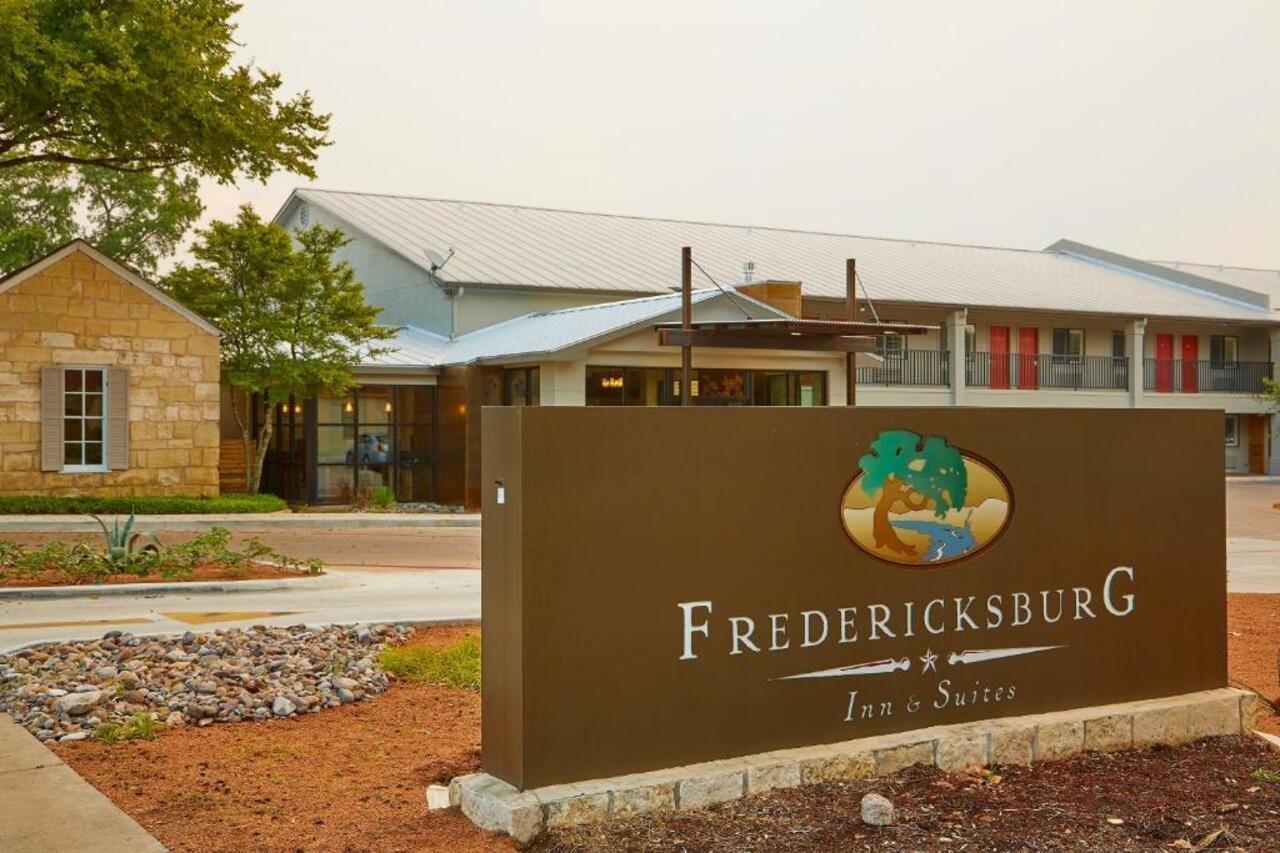Fredericksburg Inn And Suites Exterior foto